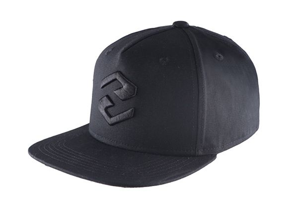 Plain Black Snapbacks 5 Panel Hat With Black Embroidered Logo